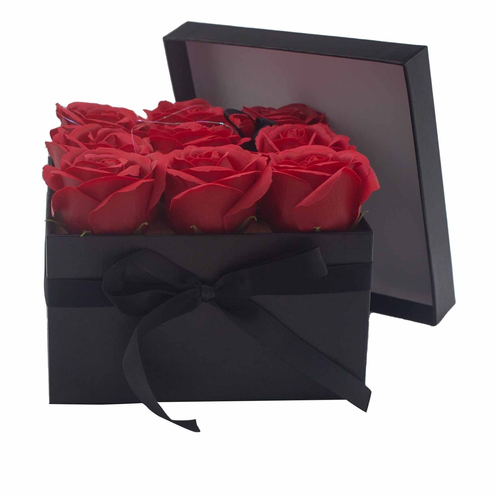 Soap Flower Gift Bouquet - 9 Red Roses - Square - Billede 3