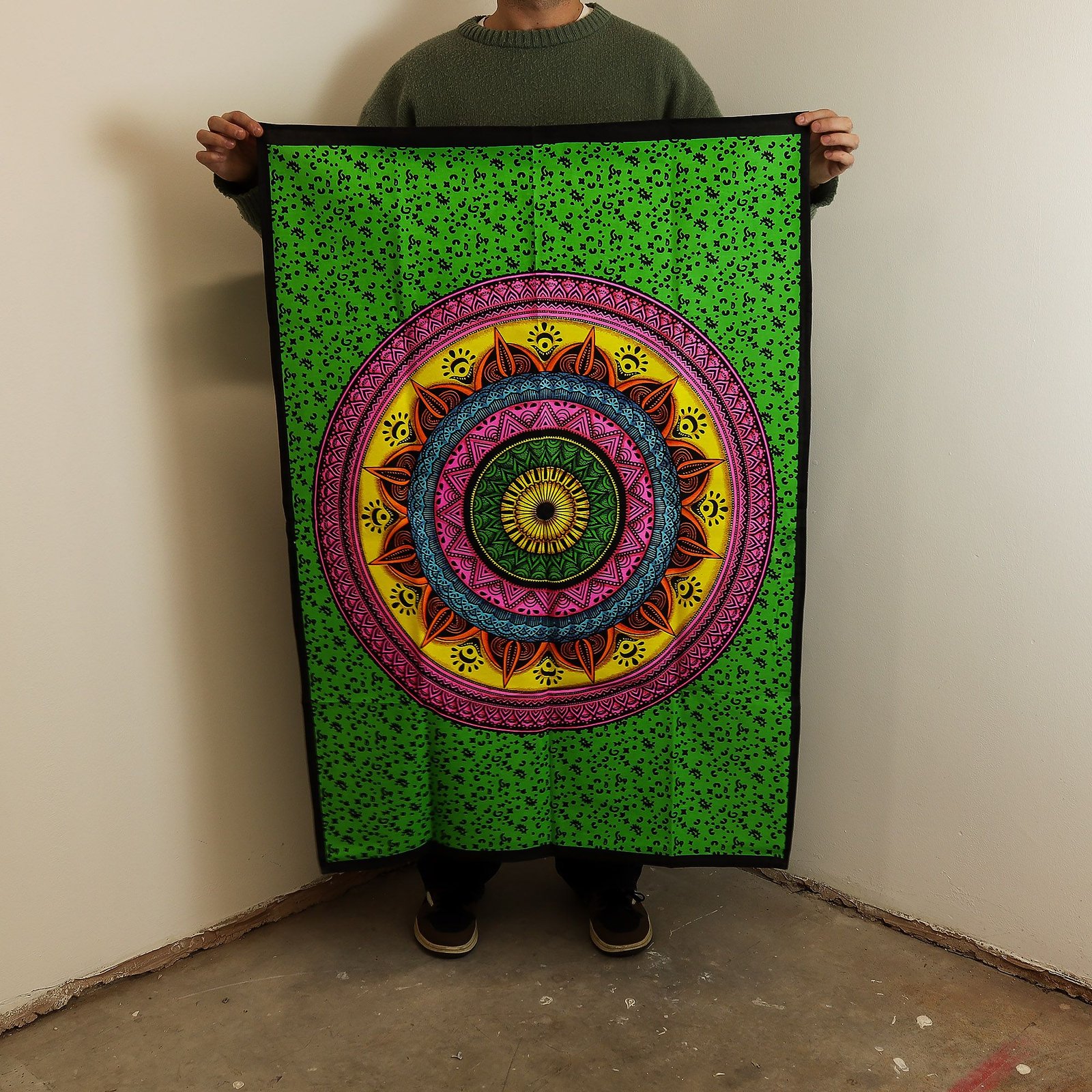 Bomulds Vægtæppe (70x110cm) - Levende Mandala - Billede 2