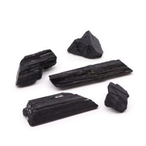 Mineralprøver - Indisk turmalin 1kg (ca. 20-30 stykker - 5-10cm)