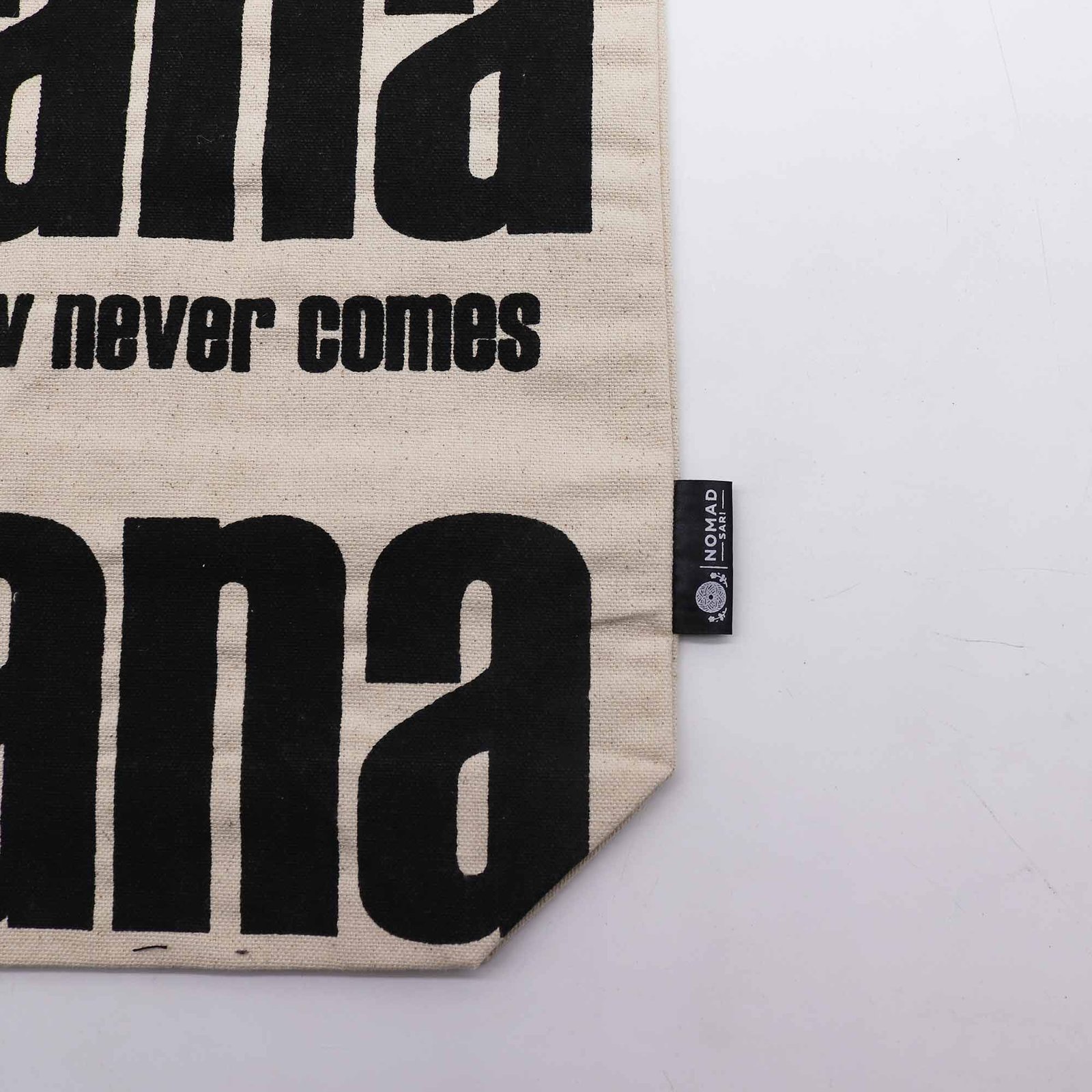 Nomad Sari Iconic Classic Tote Bag - Mañana Mañana - Natur 10oz - Billede 4